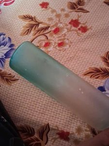 a glass water bottlw