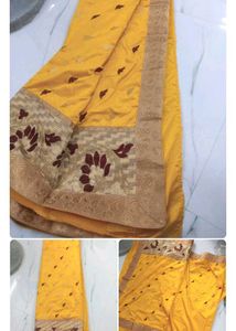 2 Saree ComboRoyal Elegance Embroidered Sari 🥻