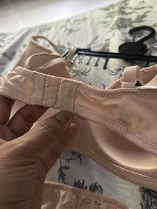 Lace Bra &amp; High-Waisted Panty Set