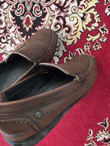 Mochi Classic Brown Leather Moccasin Loafers