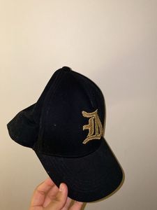 D Initial Stylish Cap
