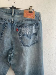 Levi’s Patch Designed Jeans