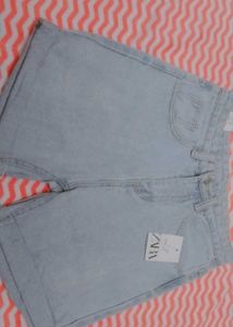 Zara Light Wash Denim Jeans