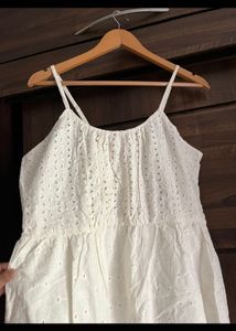 White hakoba cute dress