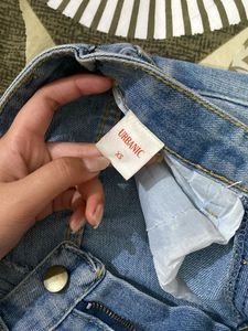Urbanic Ripped Knee Jeans