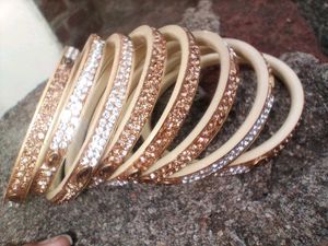 Sparkling Bangle Set