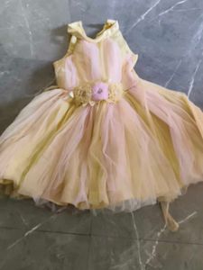 6 pcs Elegan Girl Dresses