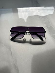 Stylish Aviator Sunglasses