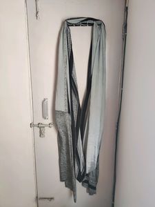 Crepe saree With Unstitched Blouse Piece Attached