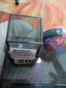 Desk Organizer with Calendar, Globe, &amp; Flag