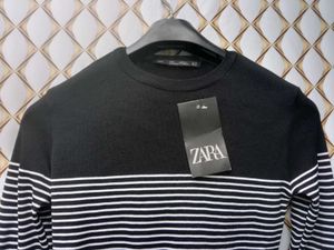 New With Tag Zara Crop Knitted Stripped Top