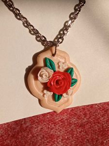 Floral Pendant Necklace