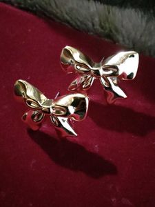 Cute Gold Bow Earrings