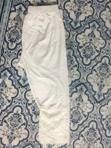 White Laced Capris Leggings