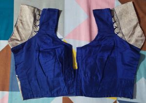 Women Stylish Blue Saree With Blouse