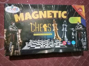 Magnetic Chess Game Like New
