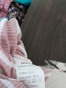 Pink Casual Top (Women&#39;s)