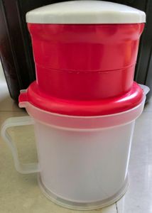 hand juicer