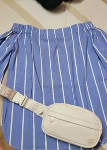 Classy Blue Top 💙