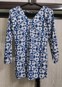Crisp White Casual Top (Bust 30, Length 27)