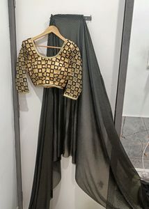 Elegant Saree And Blouse Set