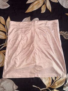 pink skirt