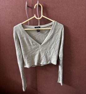 U2B Long Sleeve Crop Top