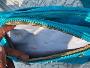 Kipling Sling Bag (Made In Vietnam)
