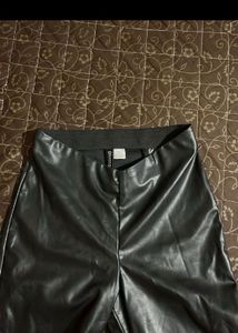 SALE🎀HnM Leather Pants