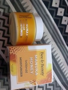 Set of Two moisturizers Naturali and Bee Beauty