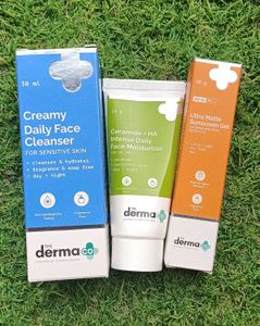Combo Of The Derma Co Skincare