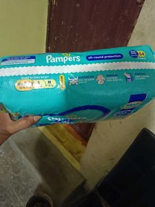 New Baby Pampers Upto 5kg 54 Pants