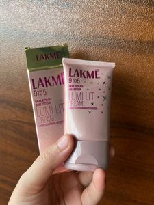 LAKME Lumi Lit Cream Moisturizer