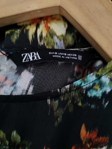 ZARA Ruffled Print Dress