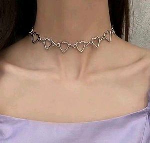 Hearts Choker