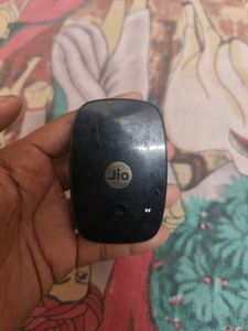 JioFi M2S Black | 4G Router from Jio