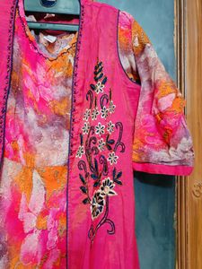 🇳🇿💫🎀Elegant Pink Embroidered Kurta Set