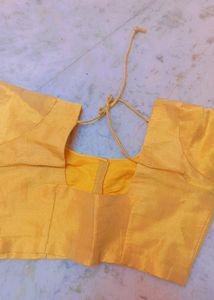 Girls And Woman Lahgna