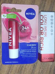 Nivea Cherry Shine & Insight Lip Gloss