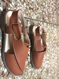 Cute Brown Sandals