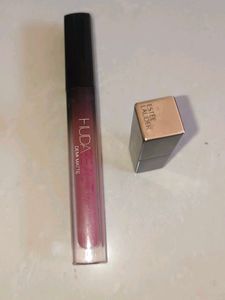 Huda Beauty Demi Matte Lipstick