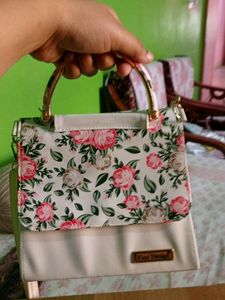 Cute Purse New