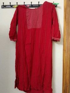 Avaasa Red Kurti