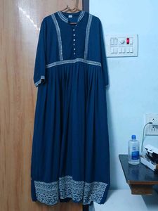 Elegant Blue Embroidered Kurta