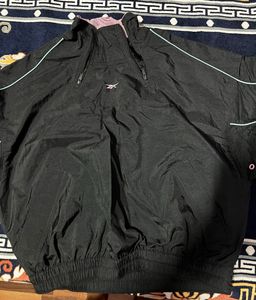 Reebok sweatshirt