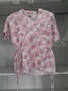 Floral Print Tie-Waist Top