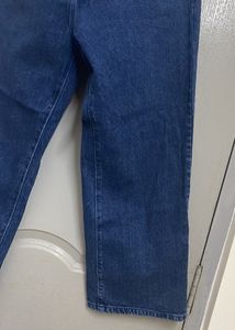 Wide Leg Jeans.. Fits Size 34-36