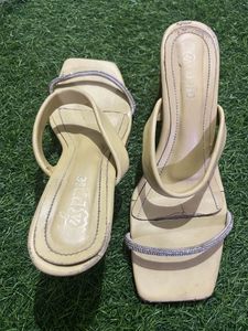 Yellow Stone Heels