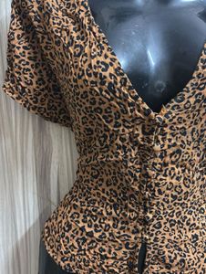 Leopard Print V-Neck Top
