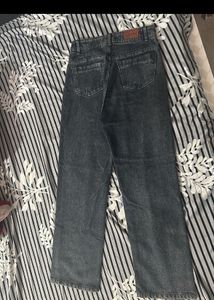 prices drop 🤩grey denim jeans 👖🩶